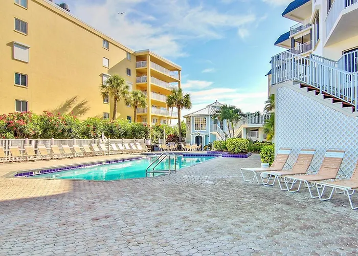 Beach Palms 406